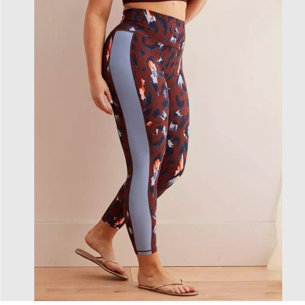 Aerie High Waisted Aztec Cheetah Print Track Athletic Leggings Size L